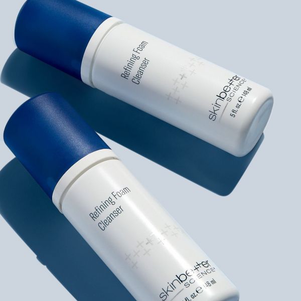 Skinbetter poster Refining Foam Cleanser Duo 2025